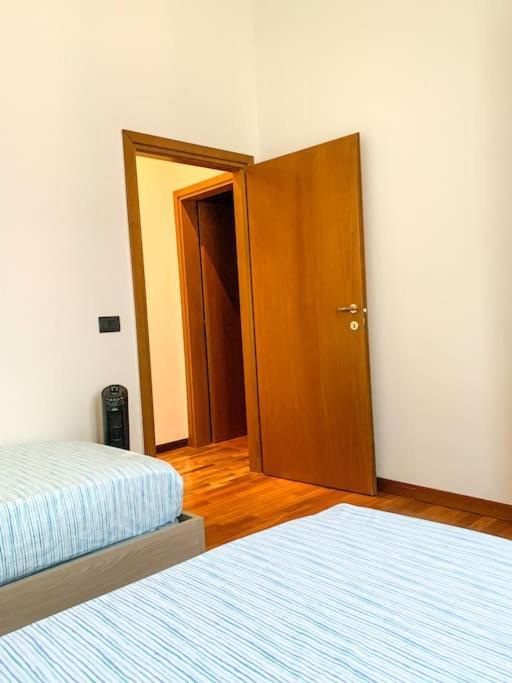 Tonyman Apartment 1 โบโลญญา ภายนอก รูปภาพ